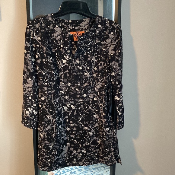 3 for $100! Tory Burch Paint Splattered Blouse - Picture 2 of 4
